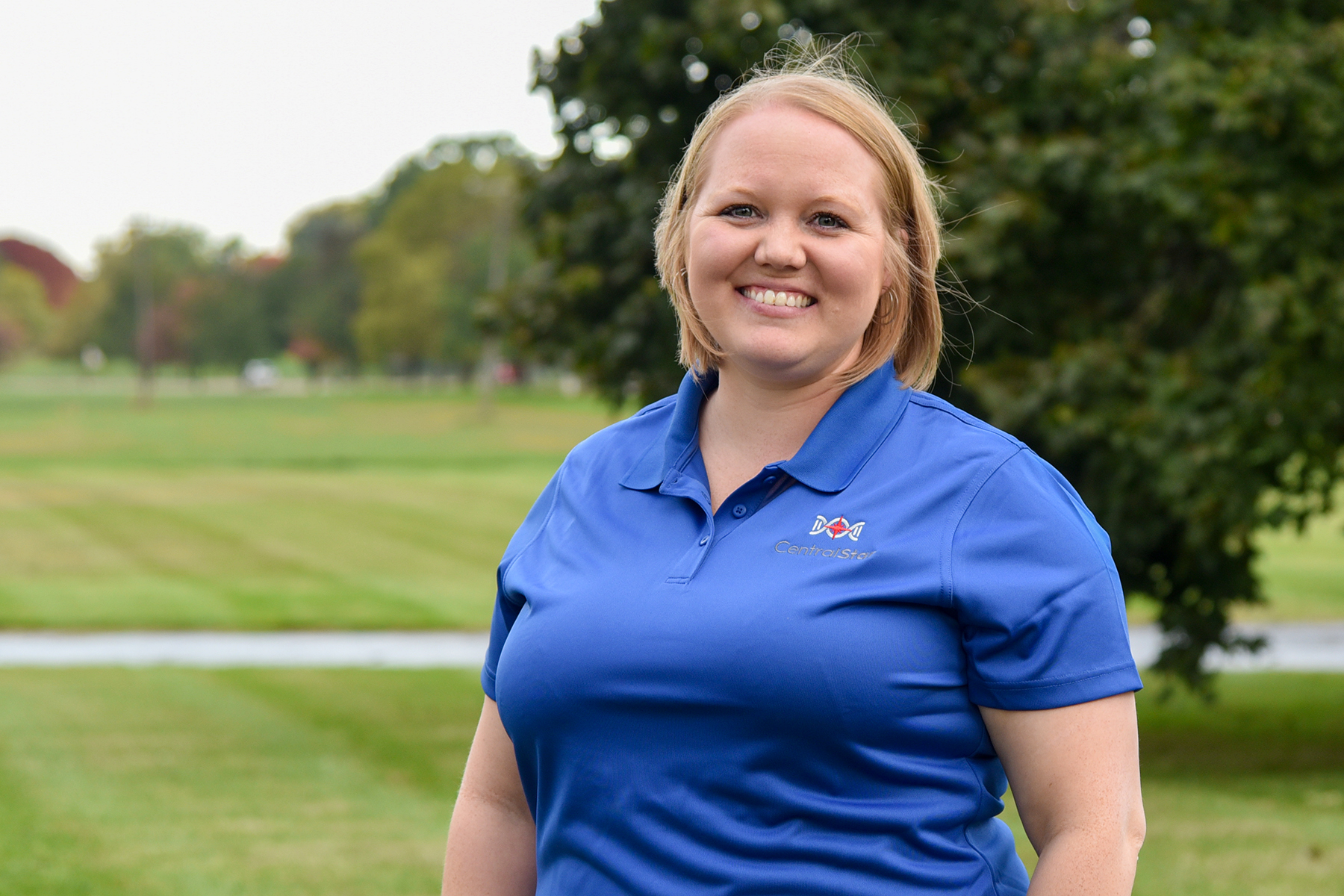 Jessica Jakubik smiling.